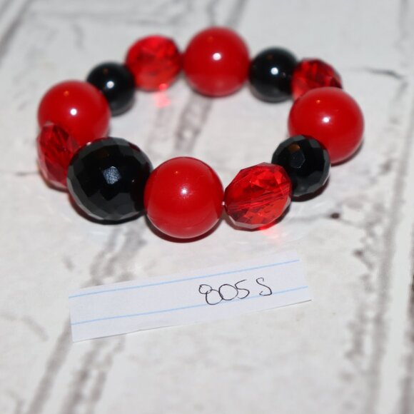 ❤️🖤 Red & Black Glass Beaded Bracelet · 7" · Ember Glow ✨ - Picture 2 of 4
